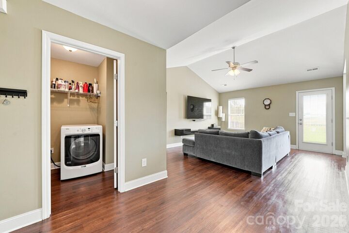 Property Photo:  1215 Autumn Cove  NC 28112 
