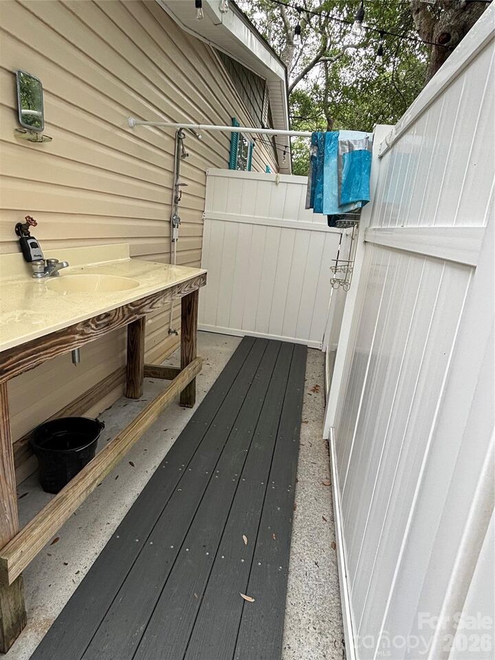 Property Photo: 4701 E Yacht Drive NC 28465