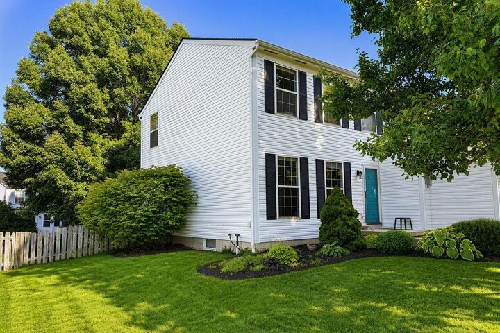 Property Photo: 8190 Barlow Road OH 43081