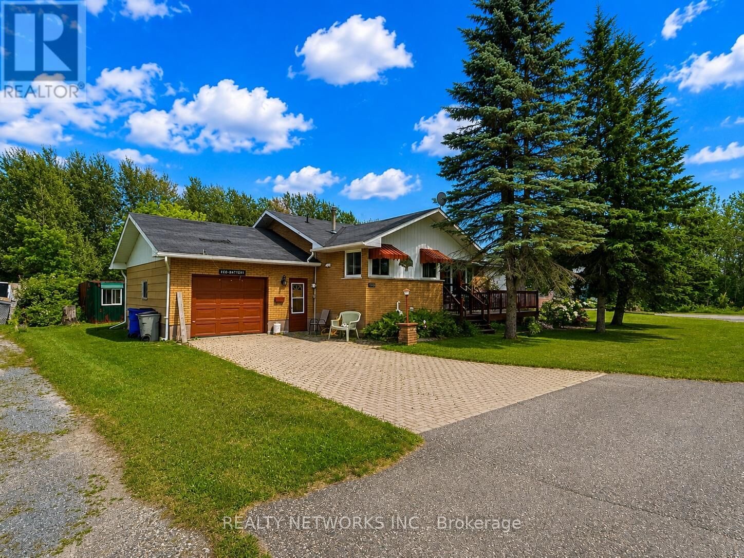 Property Photo: 208 Conley Street South ON P0N 1C0