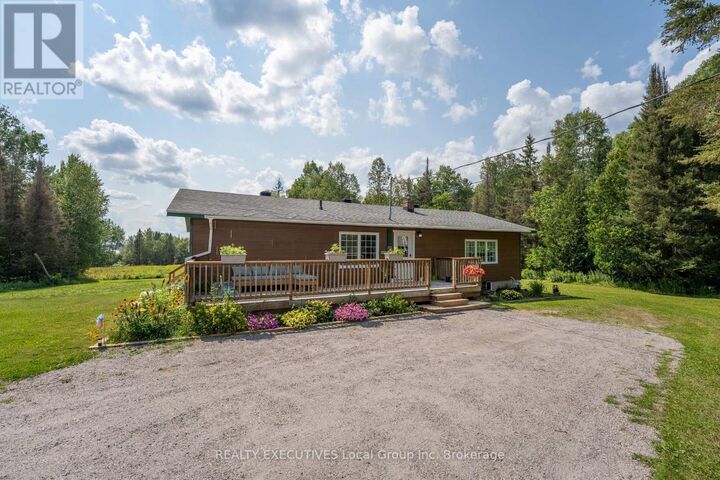 Property Photo: 575 Golf Course Road ON P0H 1Z0