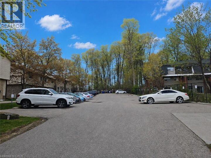 Property Photo:  451 Albert Street 6  ON N2L 5A7 