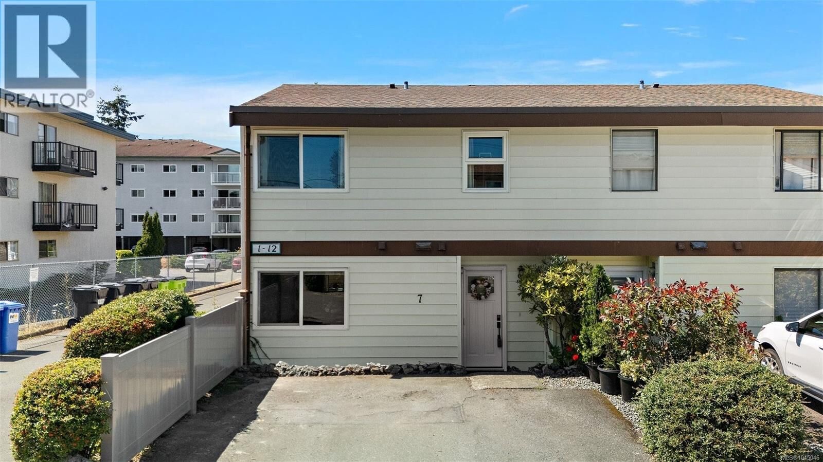 Property Photo:  10046 Fifth Street 7  BC V8L 2X9 