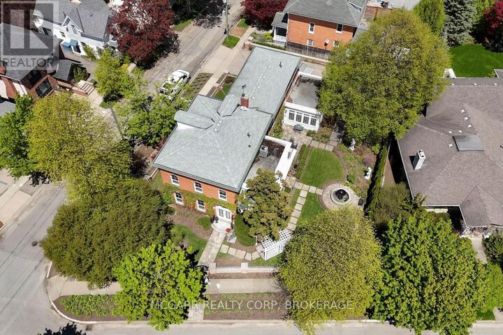 Property Photo: 38 Yates Street ON L2R 5R4