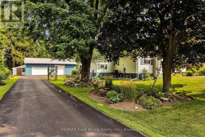 Property Photo:  21571 Grey Rd 16 Road East  ON N0H 2N0 