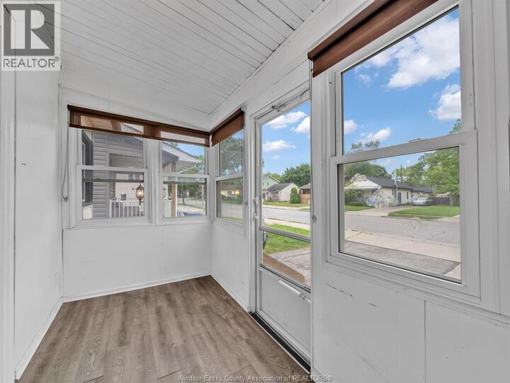 Property Photo:  990 Campbell Avenue  ON N9B 2J2 