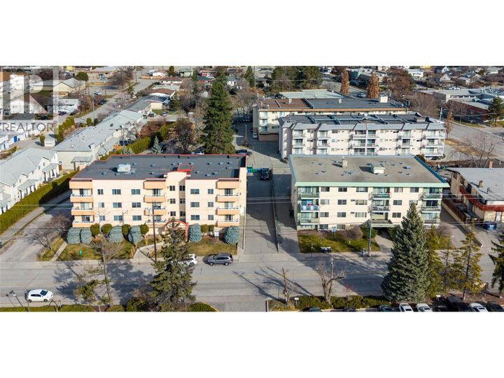 43 & 83 Calgary Avenue — photo 1
