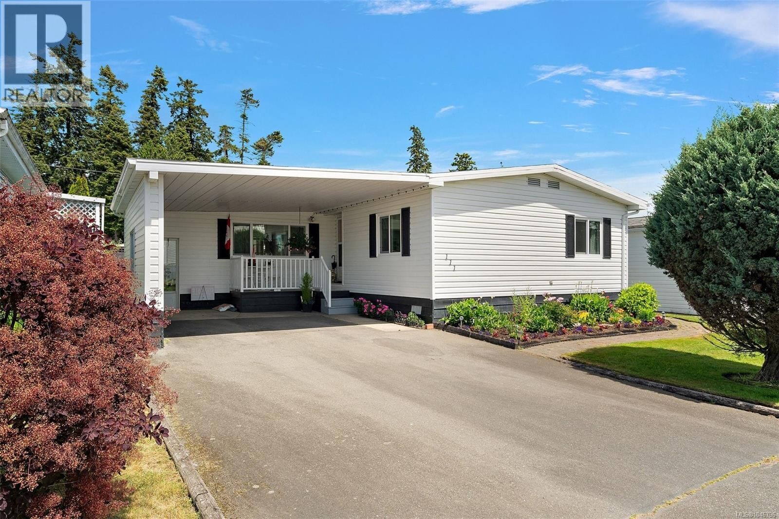 Property Photo:  7701 Central Saanich Road 111  BC V0S 1M0 