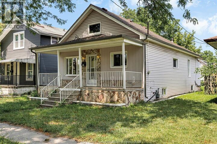 Property Photo:  578 Brock Street  ON N9C 2T2 