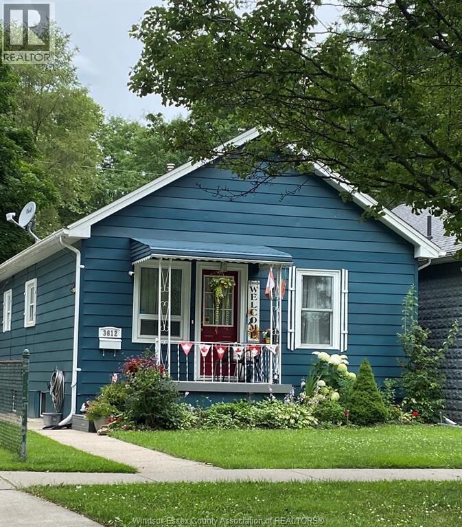 Property Photo:  3612 King  ON N9C 1P5 