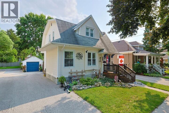 Property Photo:  205 Kathleen Avenue  ON N7T 1E1 