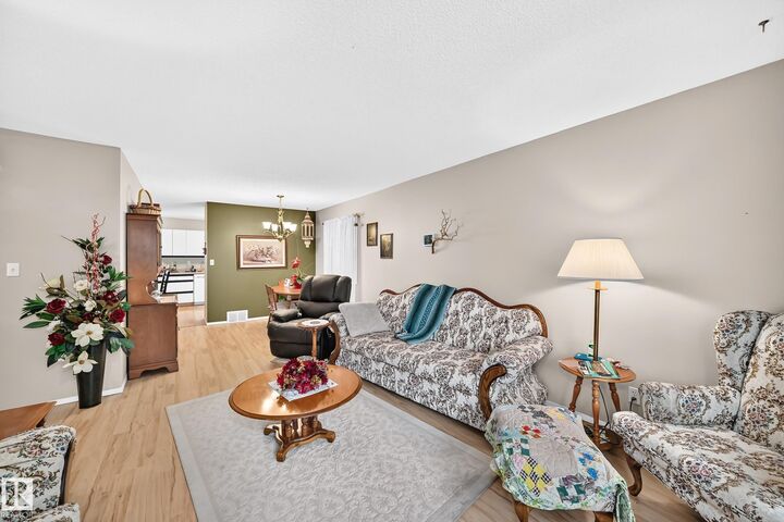 Property Photo:  4319 27 Street NW  AB T6T 1G7 