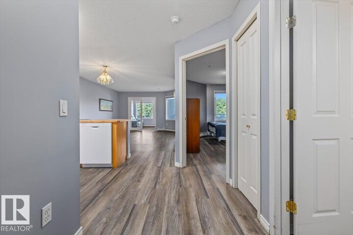 Property Photo:  78 McKenney Avenue 224  AB T8N 1L9 