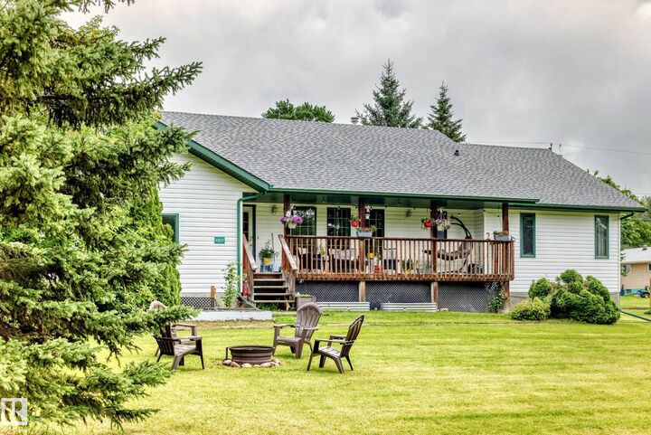 Property Photo:  4809 51 Street  AB T0G 1H0 