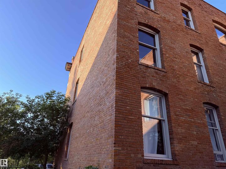 Property Photo:  10141 95 Street NW 203  AB T5H 2A8 