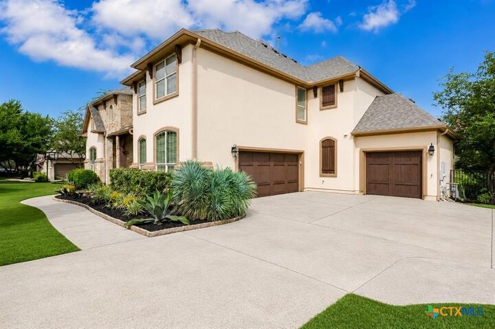 Property Photo:  17112 Yellowstar Drive  TX 78738 