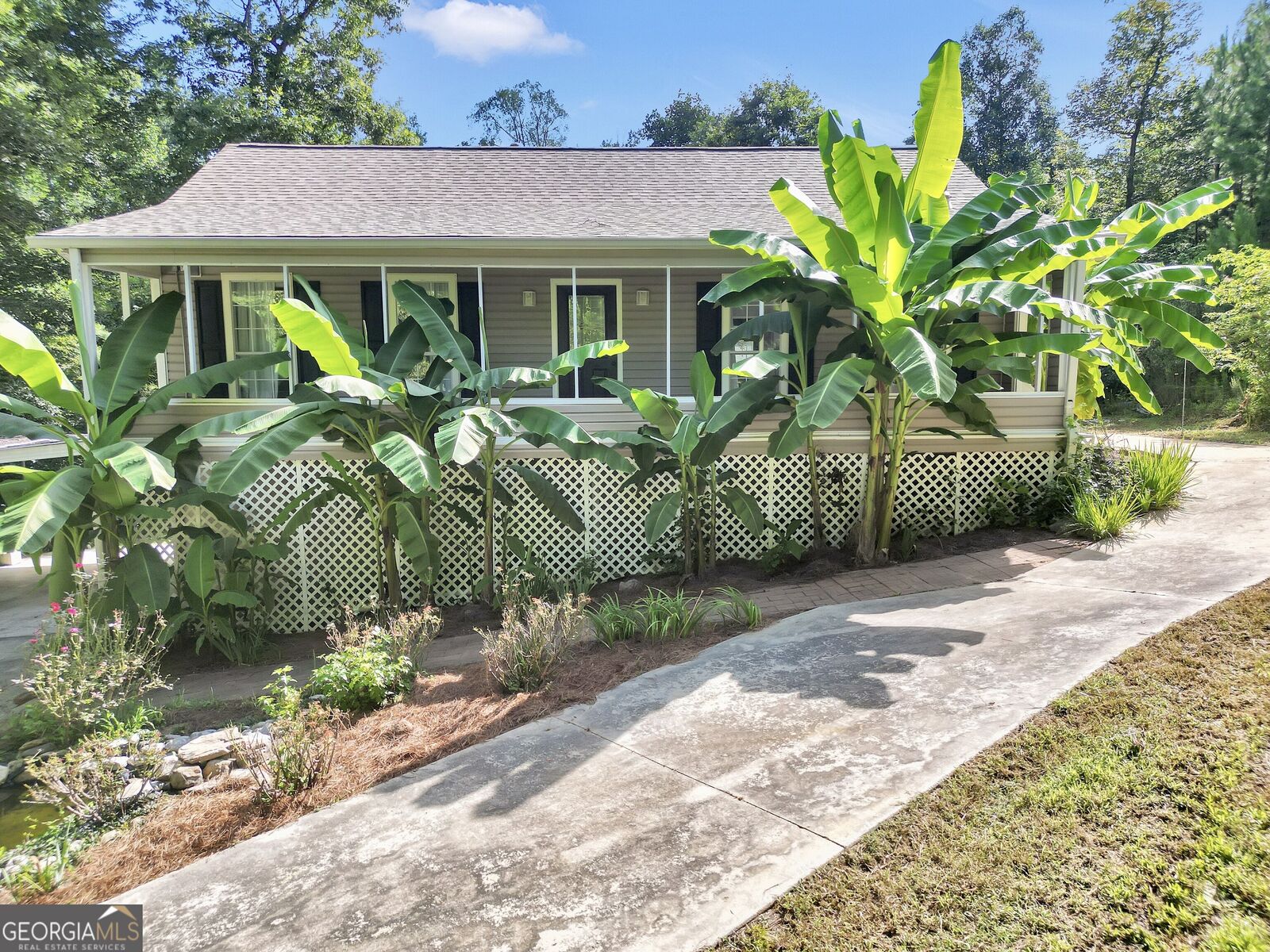 Property Photo: 376 Doe Lane GA 30055