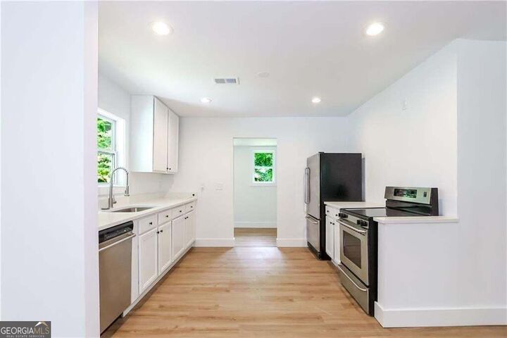 Property Photo:  2130 Donald Lee Hollowell Parkway NW  GA 30318 