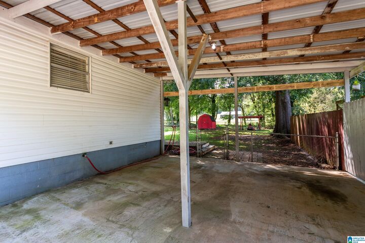 Property Photo: 80 Dixie Drive AL 36260