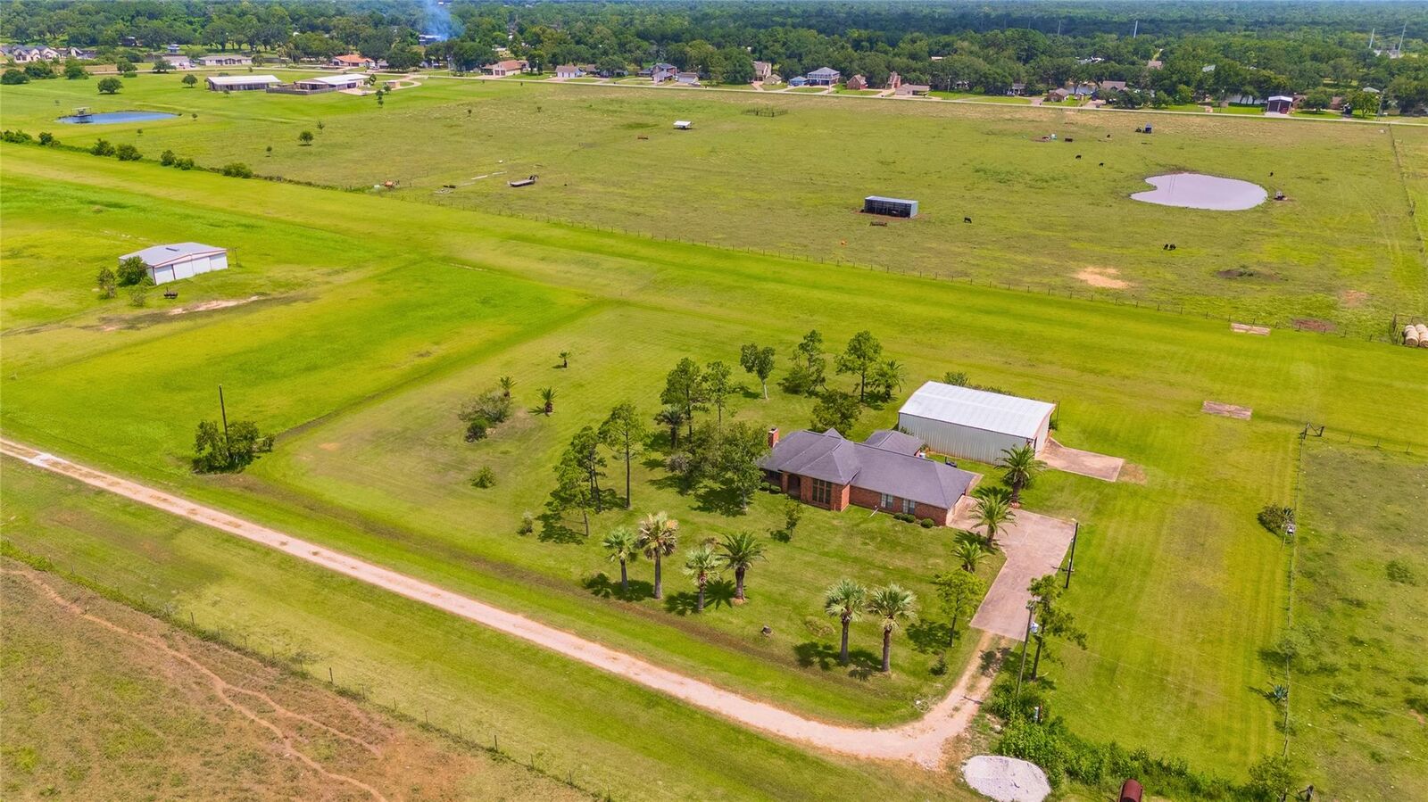 Property Photo: 200 Eagle Road TX 77422