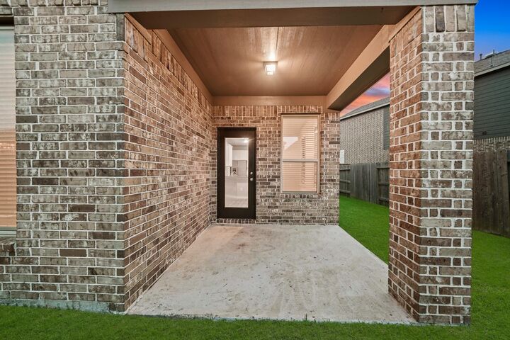 Property Photo:  12808 Narrow Cove Drive  TX 77568 