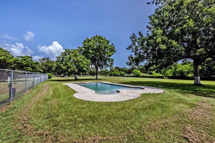 Property Photo: 9010 Point Barrow Road TX 77523