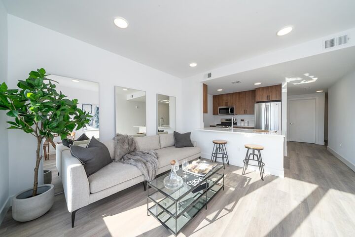 Property Photo: 1410 Palisade Ave 305 NJ 07087