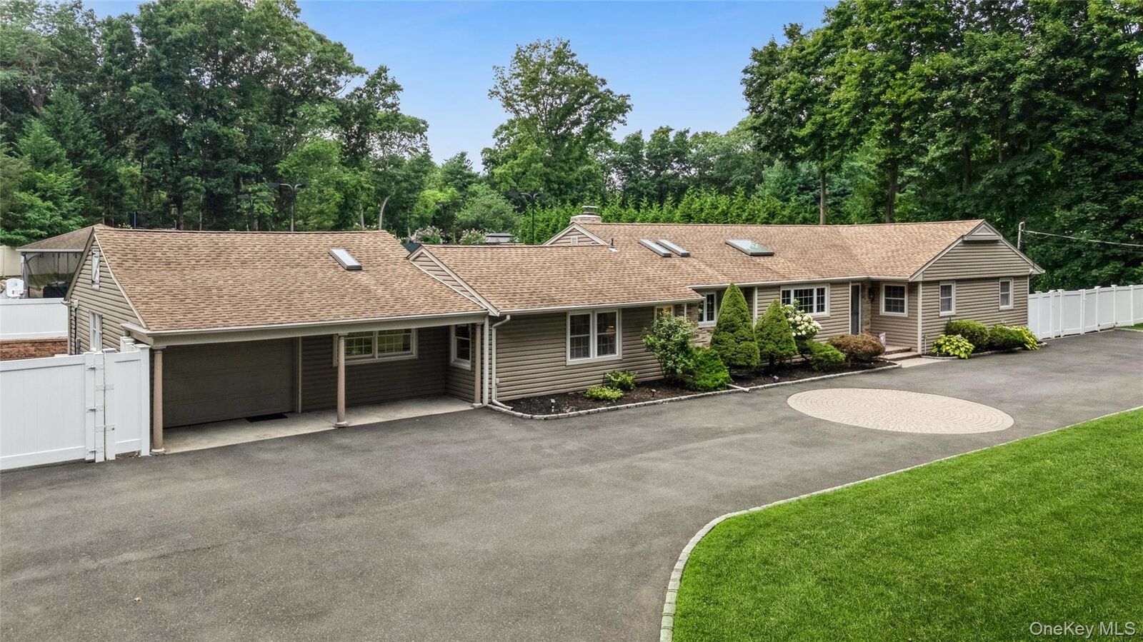 Property Photo:  3 Beltane Drive  NY 11746 