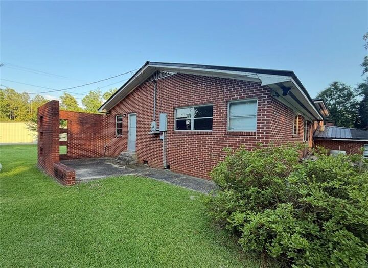 Property Photo: 209 Harrell Road AL 36904