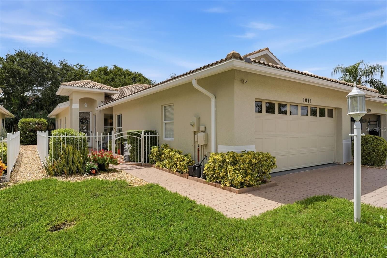 Property Photo:  1071 Topelis Drive  FL 34223 