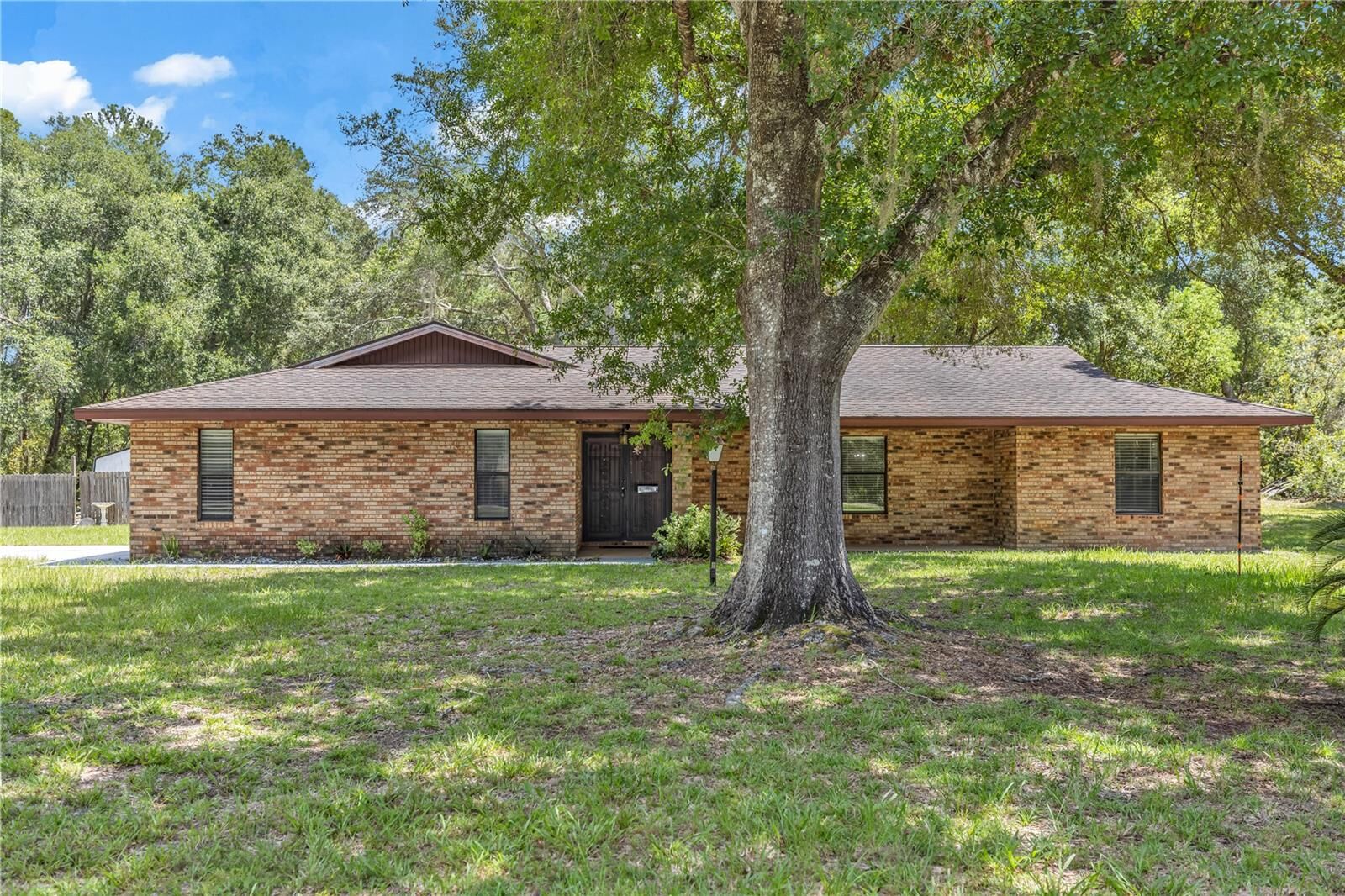 Property Photo: 13 Cunningham Road FL 32713