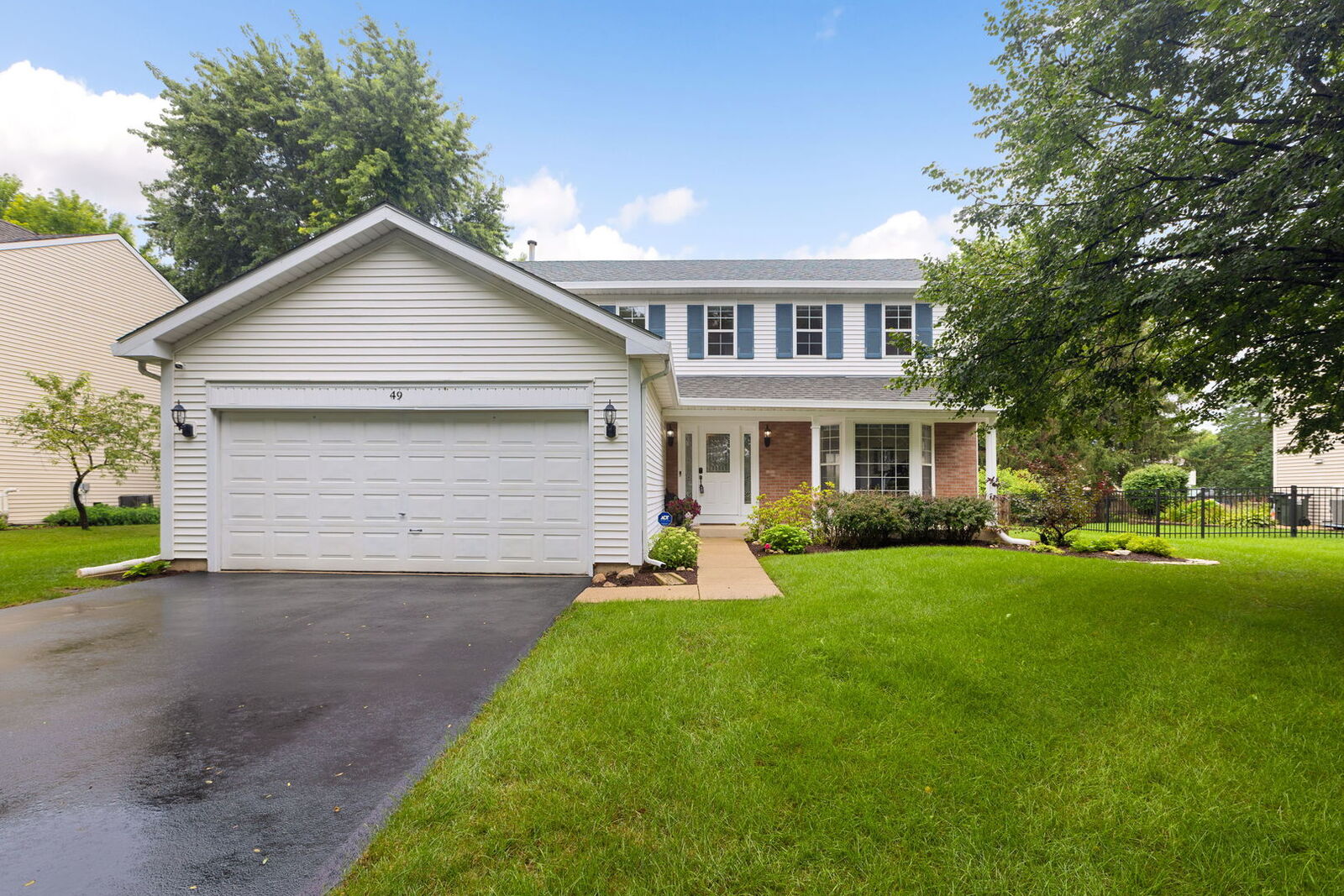 Property Photo:  49 Mohawk Street  IL 60013 