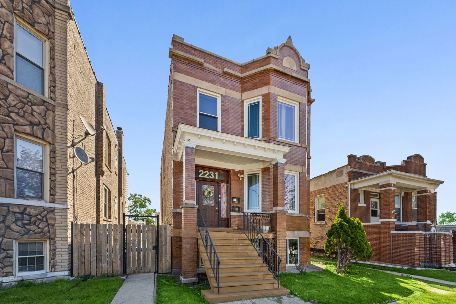 Property Photo: 2231 S Austin Boulevard 1 IL 60804