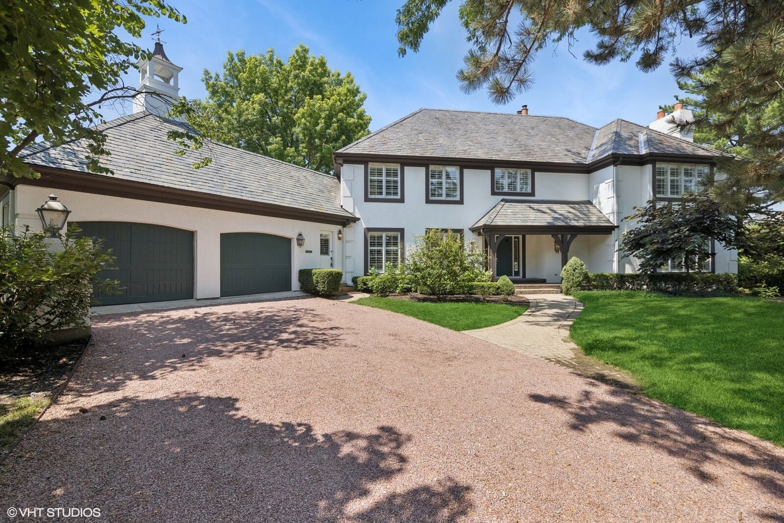 Property Photo: 1604 Burr Ridge Club IL 60527
