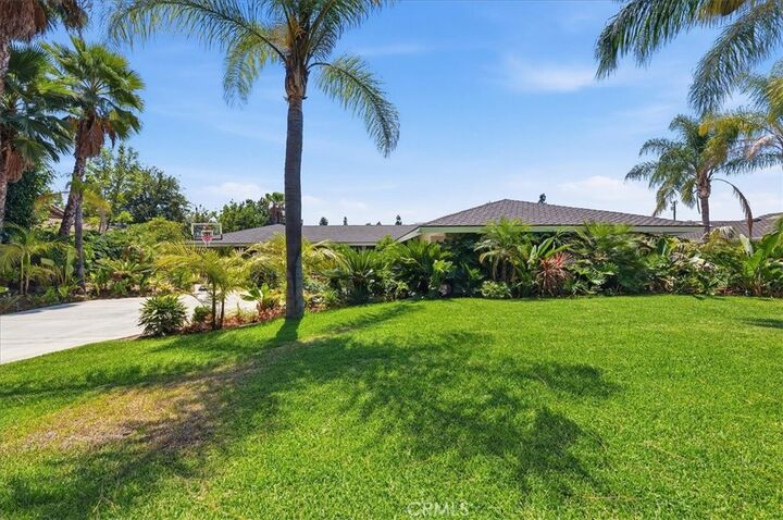 Property Photo:  931 Rancho Cir  CA 92835 