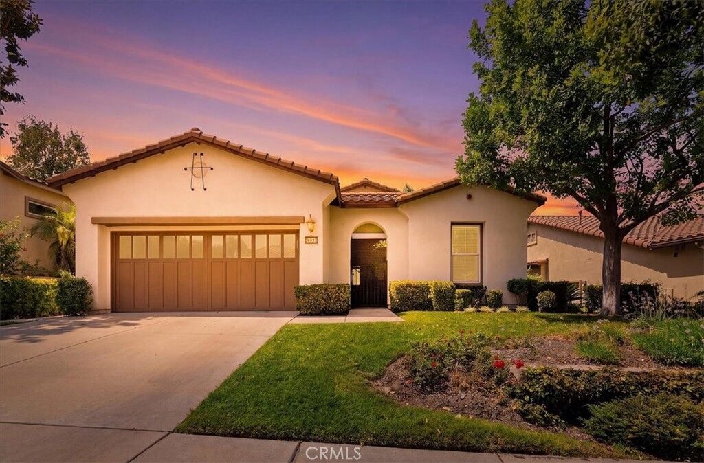 Property Photo: 24211 Whitetail CA 92883