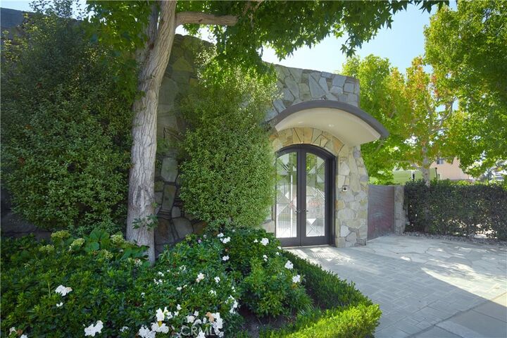 Property Photo:  2027 Bayside Drive  CA 92625 