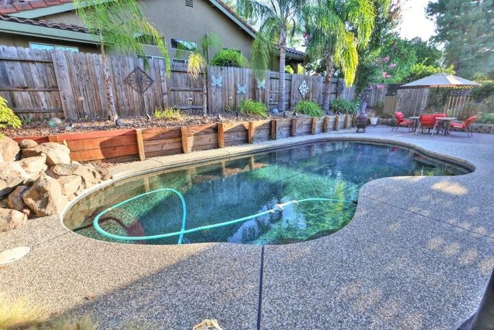 Property Photo: 1431 Penhurst Way CA 95747
