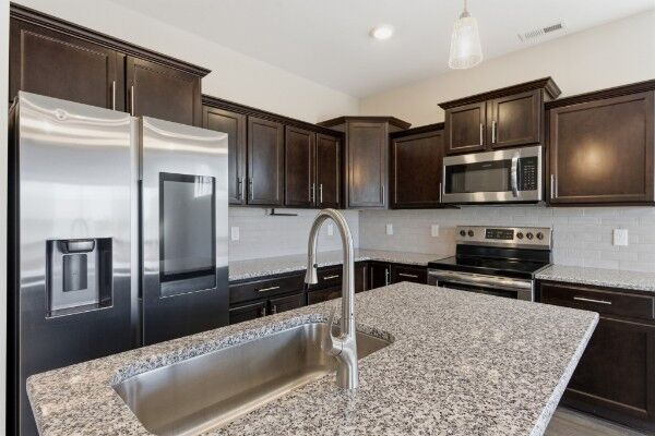 Property Photo:  801 Marksman Ct  TN 37042 
