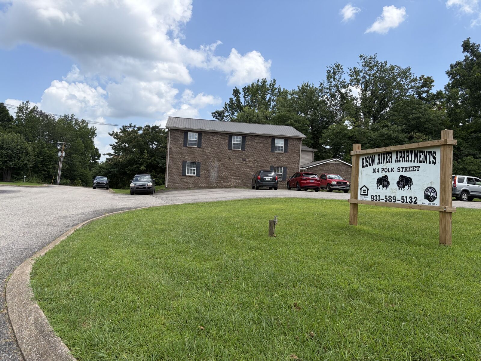 Property Photo: 104 Polk St TN 37096