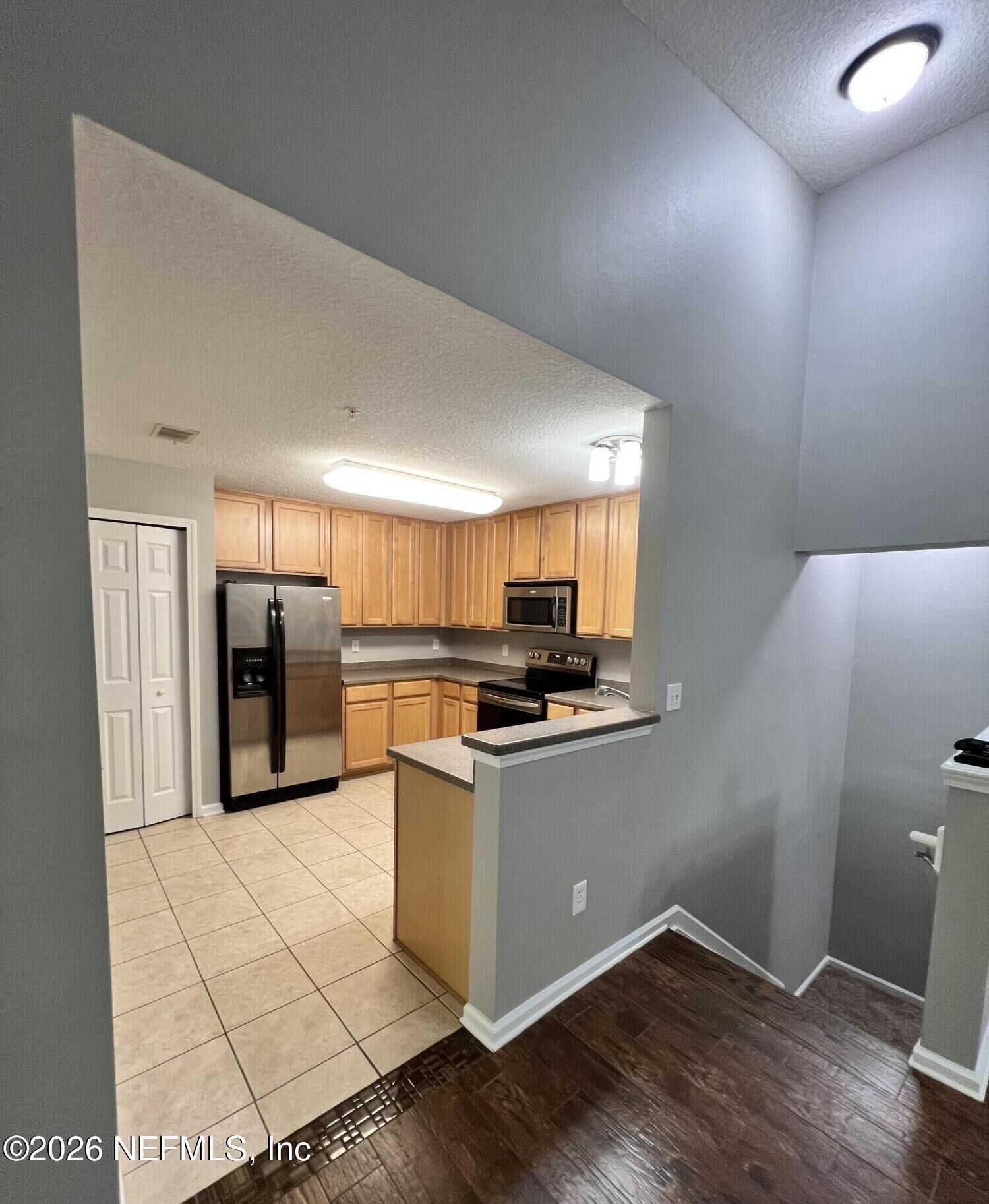 Property Photo: 13816 Herons Landing Way 12 FL 32224