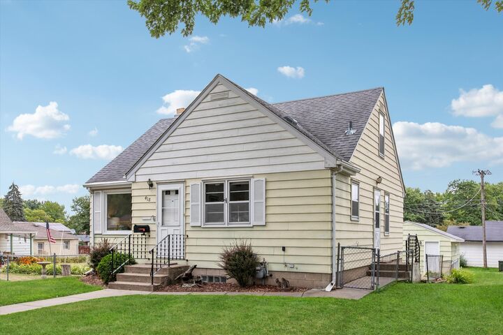 Property Photo: 418 17th Avenue N MN 55075