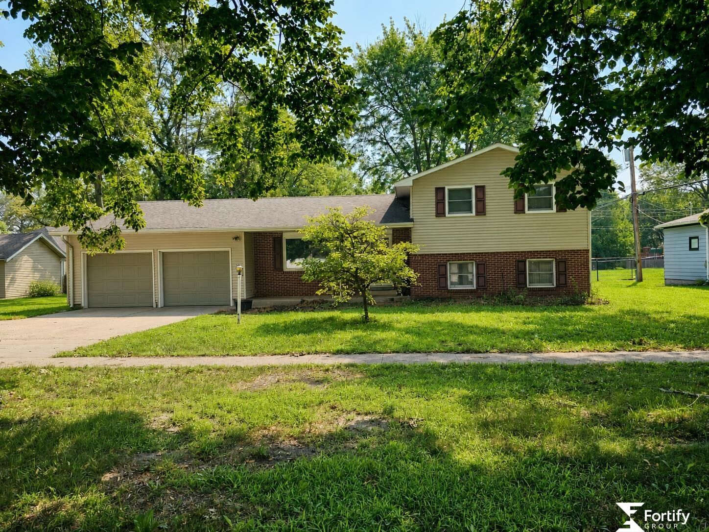 Property Photo: 129 N 11th Street NE 68361