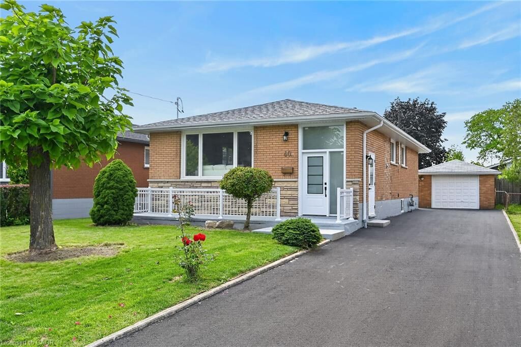 Property Photo:  40 Purdy Crescent  ON L9A 3B3 