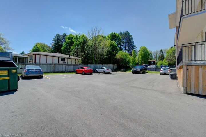 Property Photo:  317 Erb Street W 11  ON N2L 1W4 
