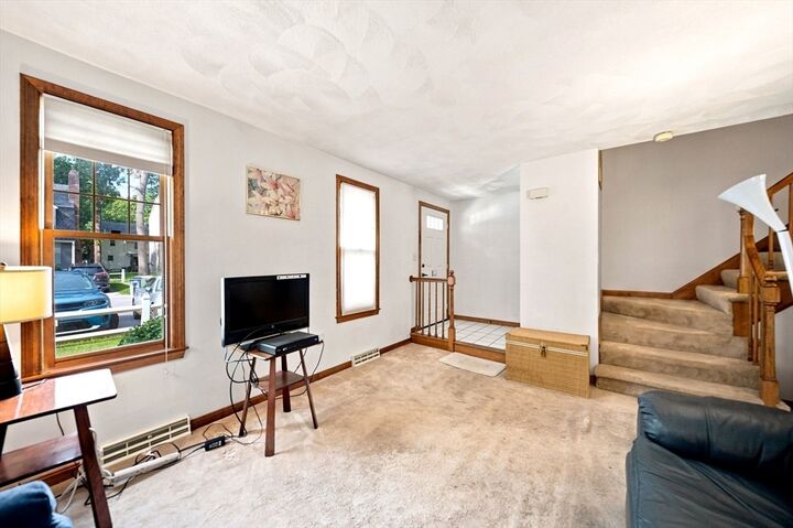 Property Photo:  754 Wellman Ave 754  MA 01863 