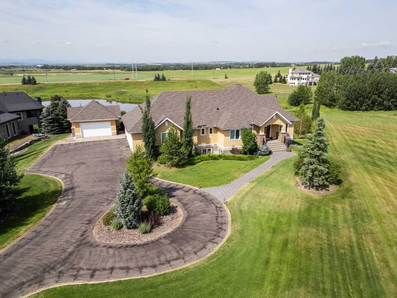 Property Photo: 230 Morning Vista Rise AB T3Z 0B2