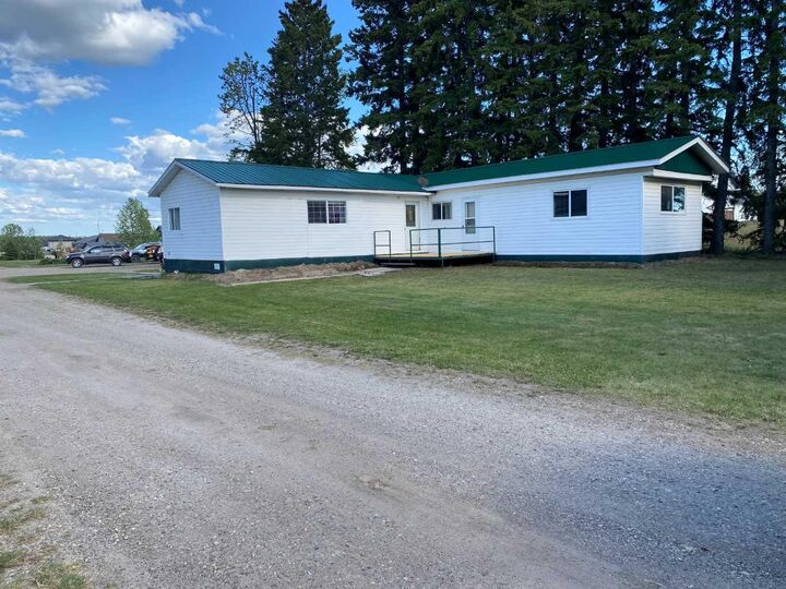 Property Photo: 4411 62 Street AB T4T 1B1