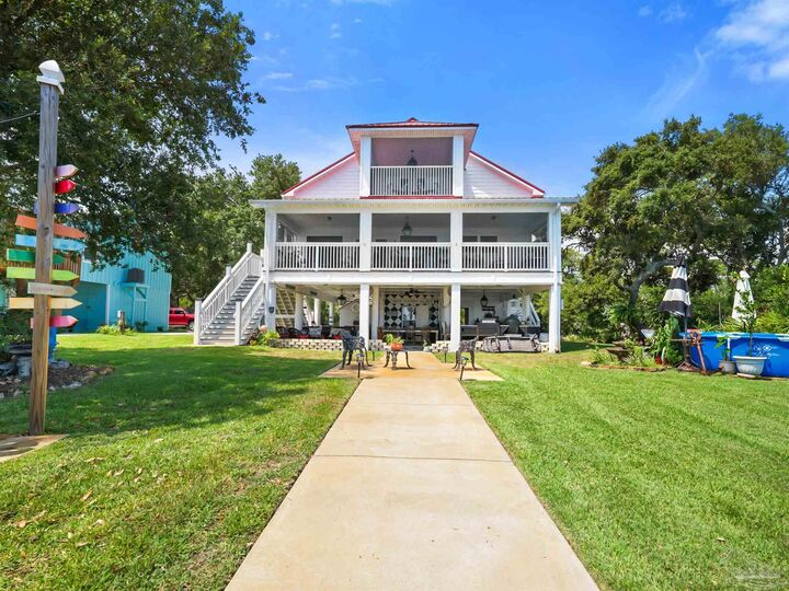 Property Photo:  5485 Soundside Dr  FL 32563 