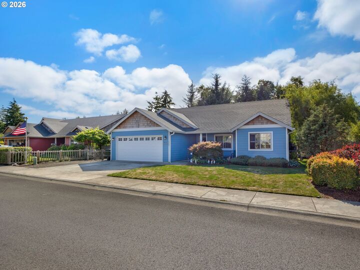 Property Photo:  1745 W Pacific Ridge Ln  OR 97121 